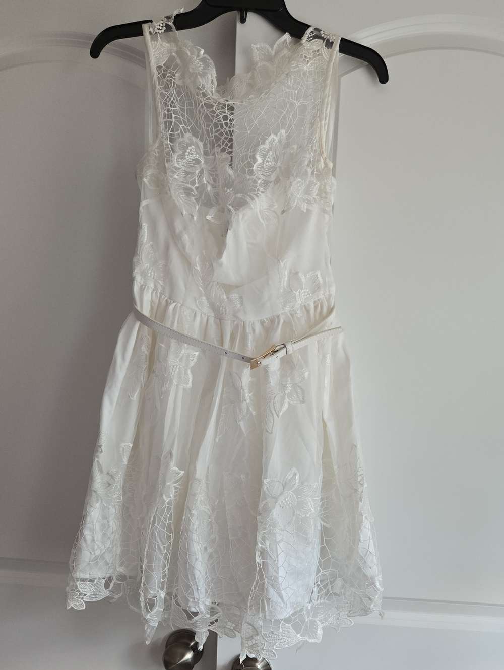 bebe White Lace Sleeveless A-Line Dress with Belt